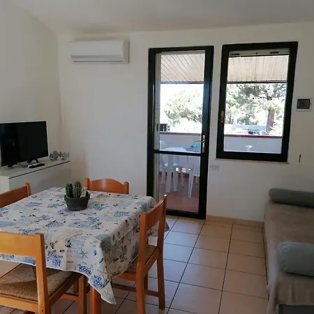 Apartment Mare Fuori *