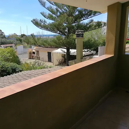 Mare Fuori Apartment